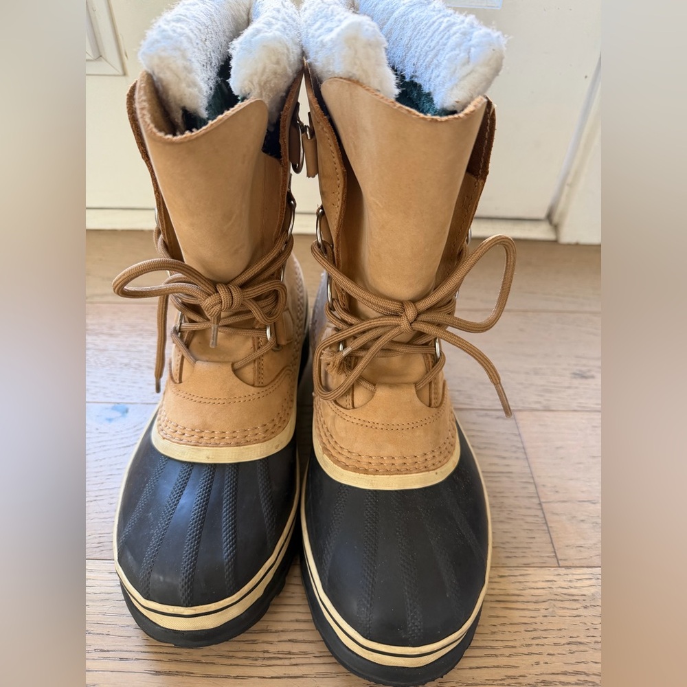 Caribou Winter Boots - Women's